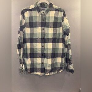 Carhartt women’s large 12/14 flannel plaid button down shirt blue cream utility